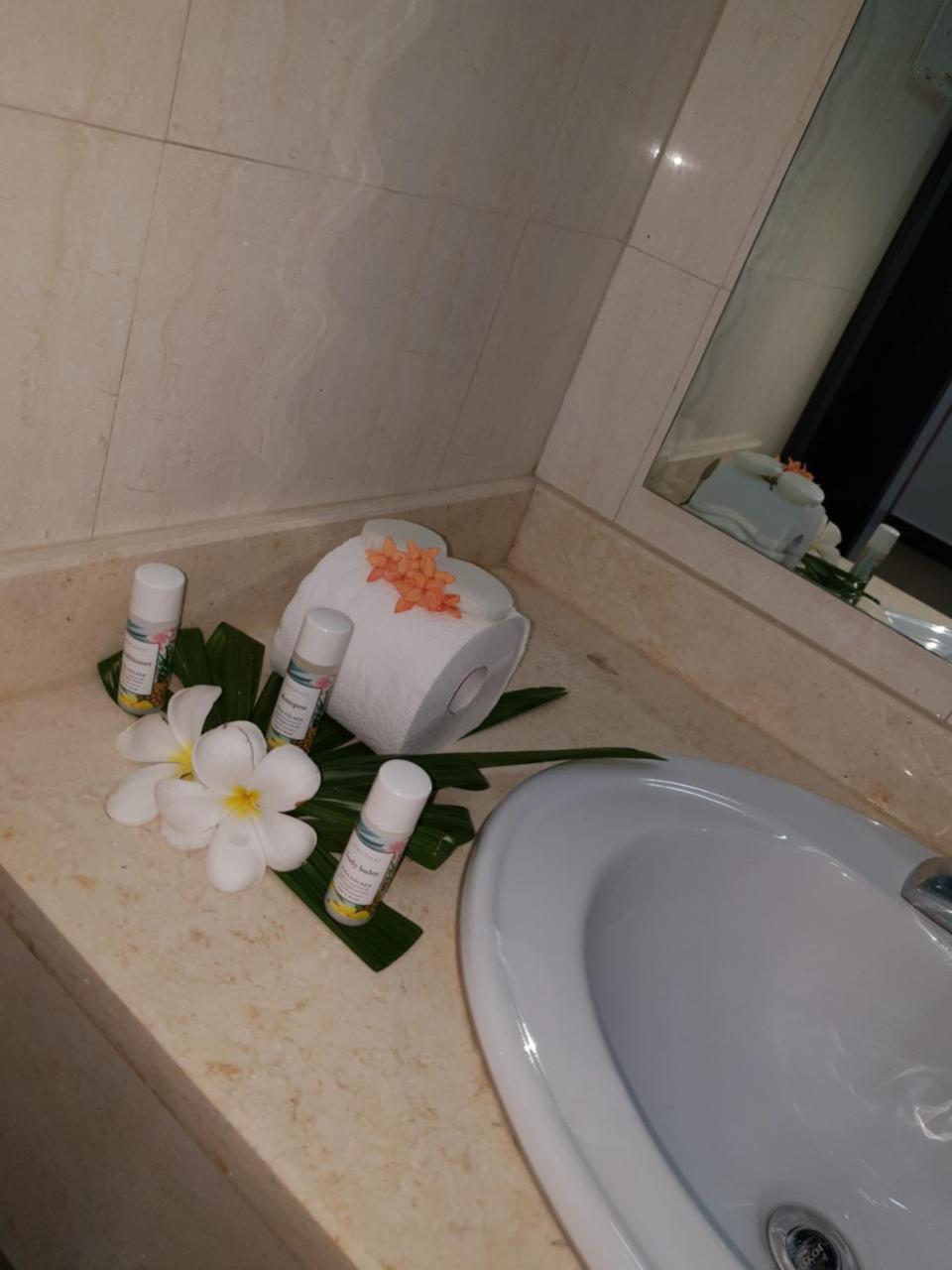 Nasau Resort & Villas Nadi Luaran gambar